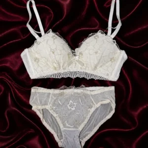 Pearl Petal Lace Set